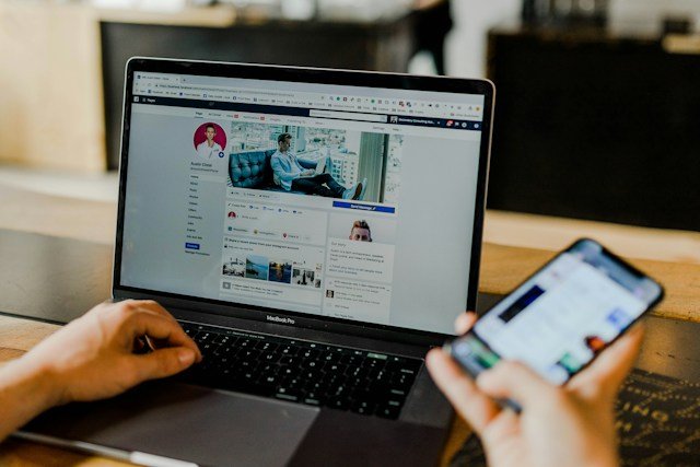 Reactive social posting versus structured content calendar
